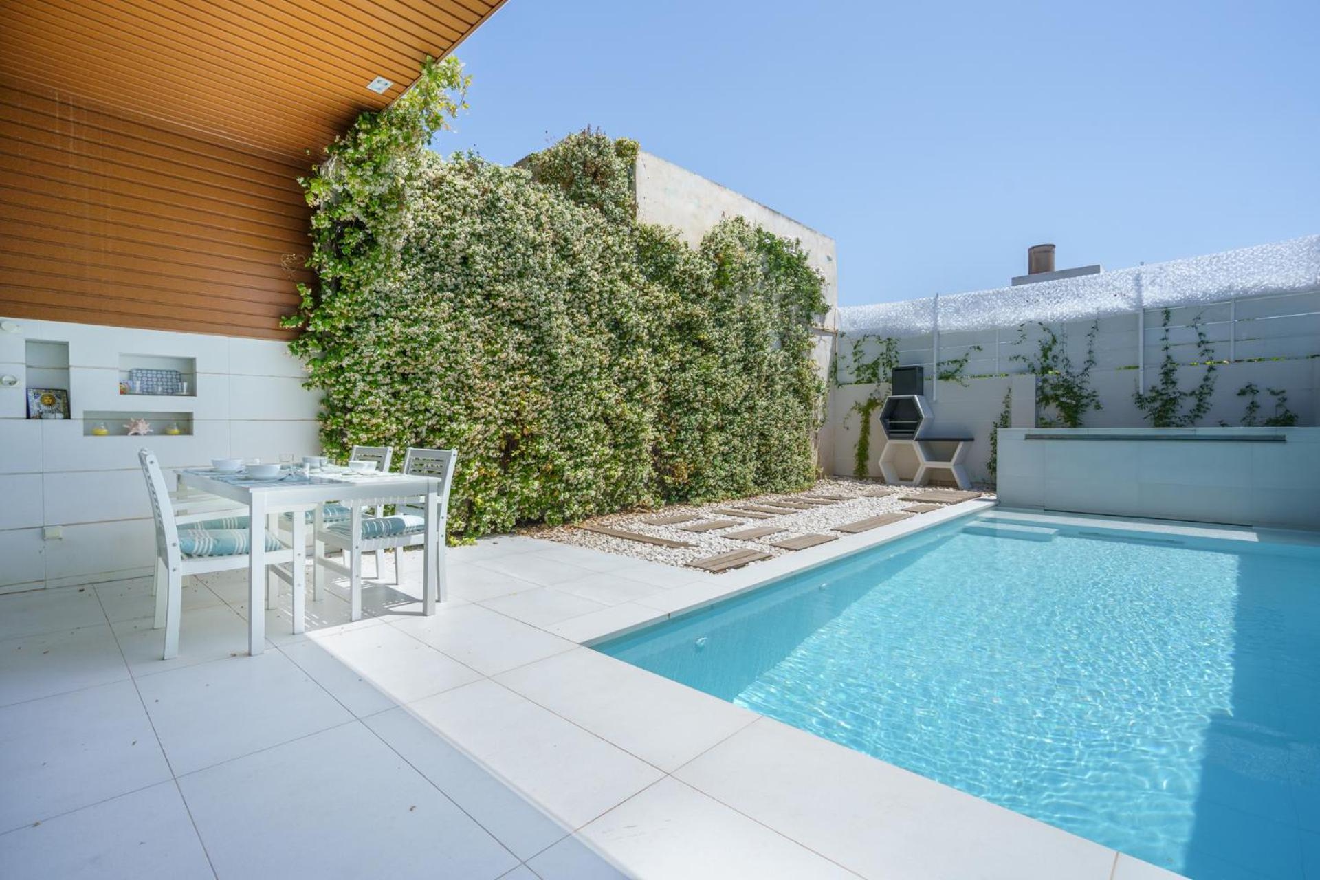 House In With Private Swimming Pool Feriehus *